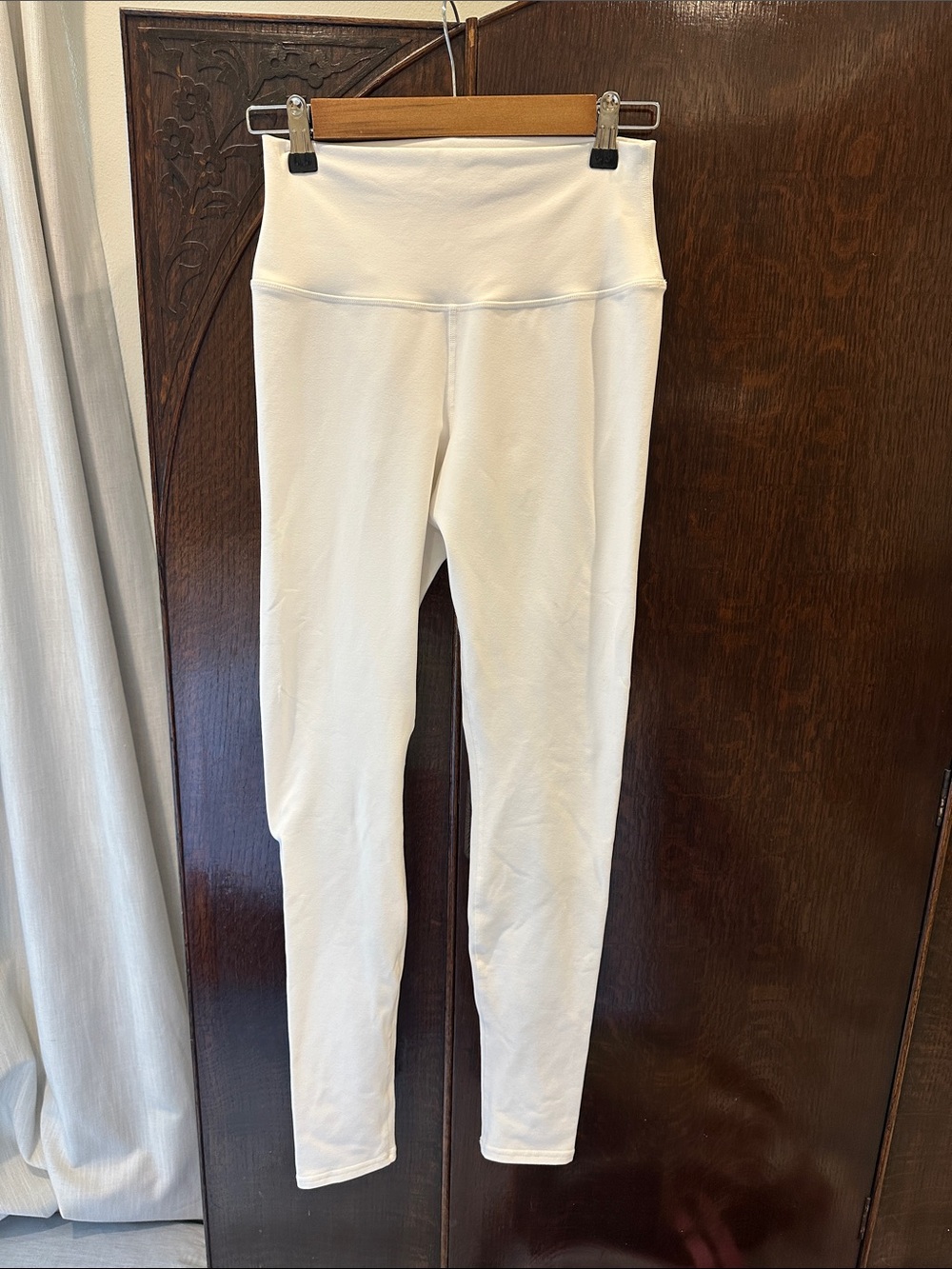 ALO Yoga White High-Rise Leggings